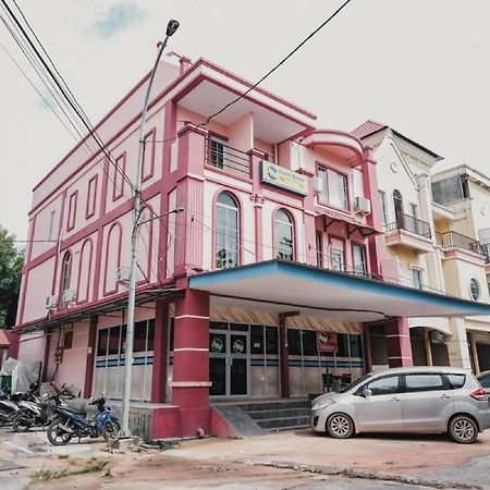 Reddoorz Near Nagoya Hill Batam 4 Hotel Jodoh  Buitenkant foto