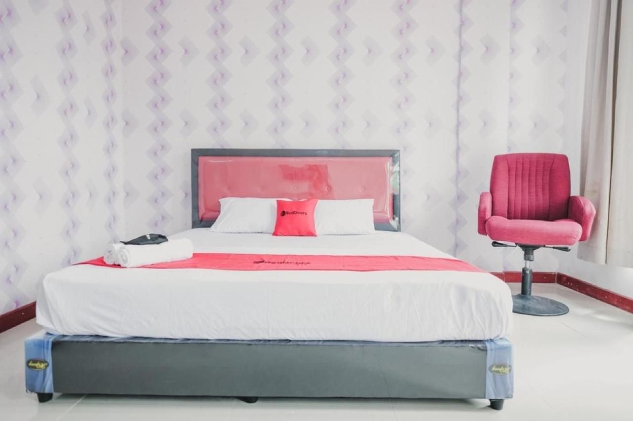 Reddoorz Near Nagoya Hill Batam 4 Hotel Jodoh  Buitenkant foto