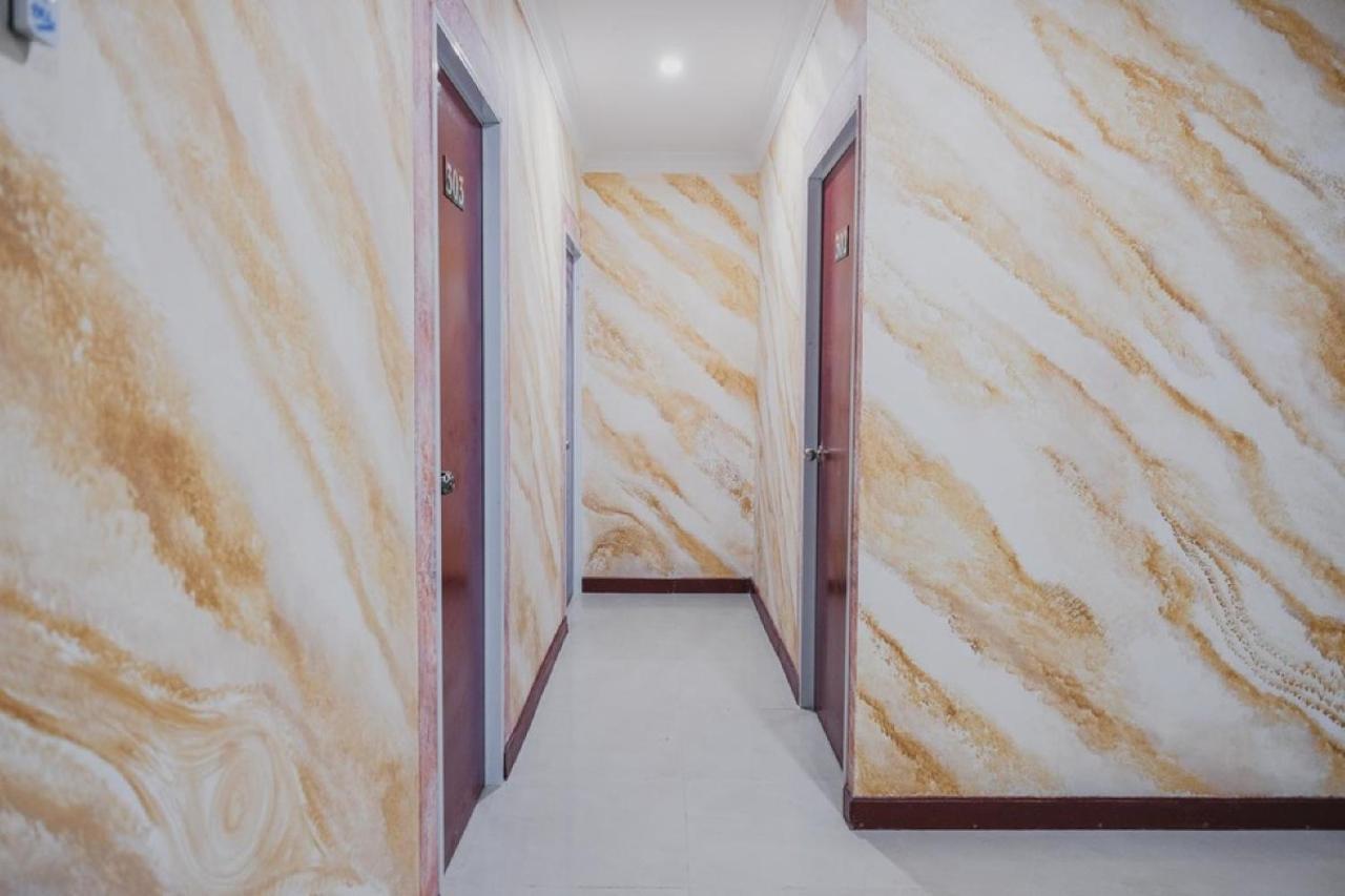 Reddoorz Near Nagoya Hill Batam 4 Hotel Jodoh  Buitenkant foto